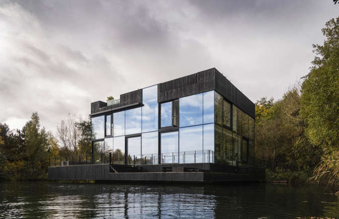 Mirror homes